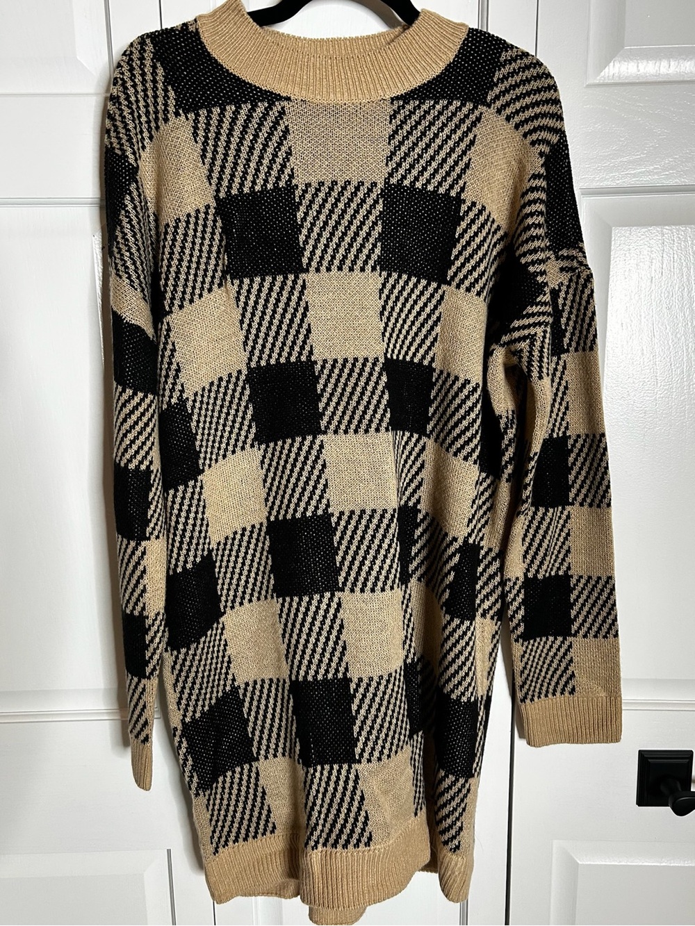 Chunky Plaid Crewneck Sweater Dress in Beige and Black | XXL
